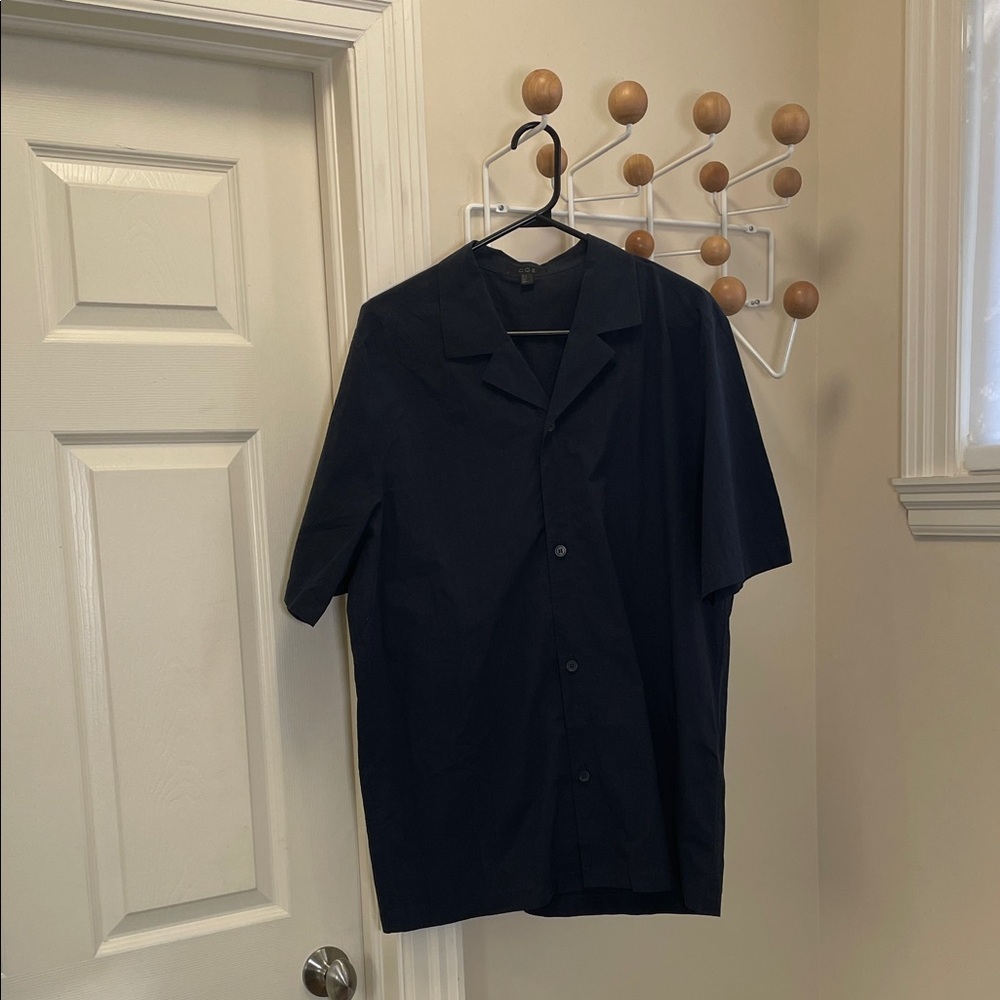COS - Classic Short Sleeve Button Down Shirt - Navy - M